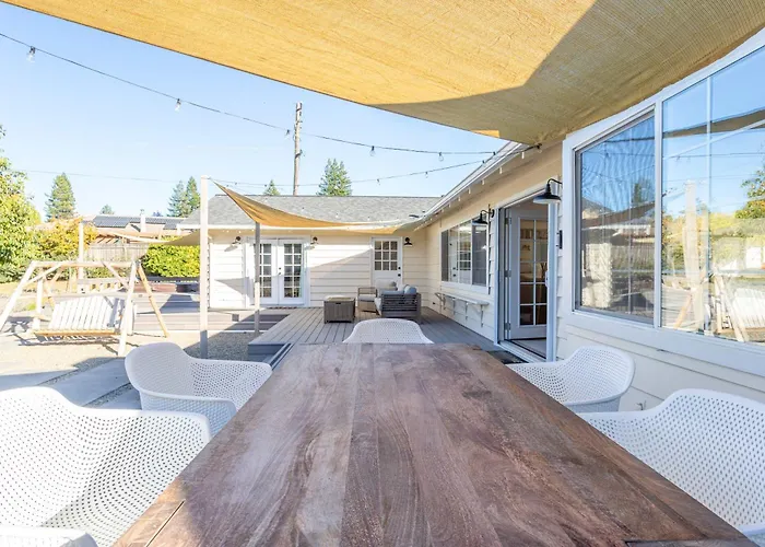 Modern Farmhouse On 1 Acre Lot Just Steps From Regional Park With Hot Tub